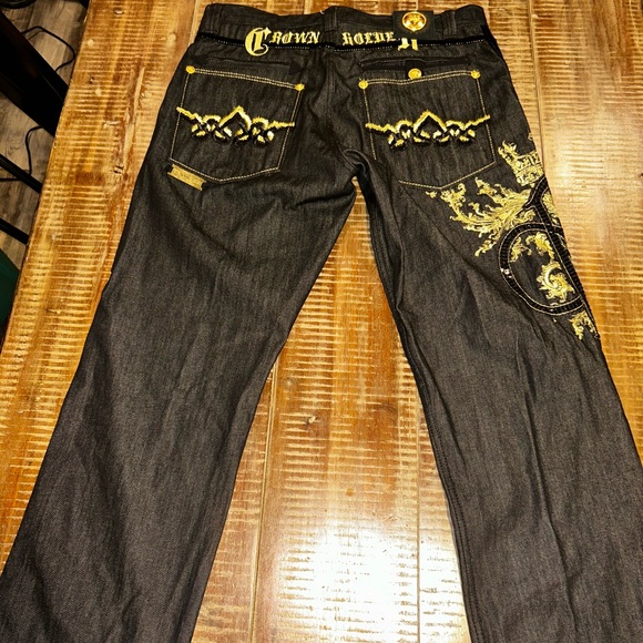 Very rare crown holder jeans that I bought in china - Picture 2 of 6